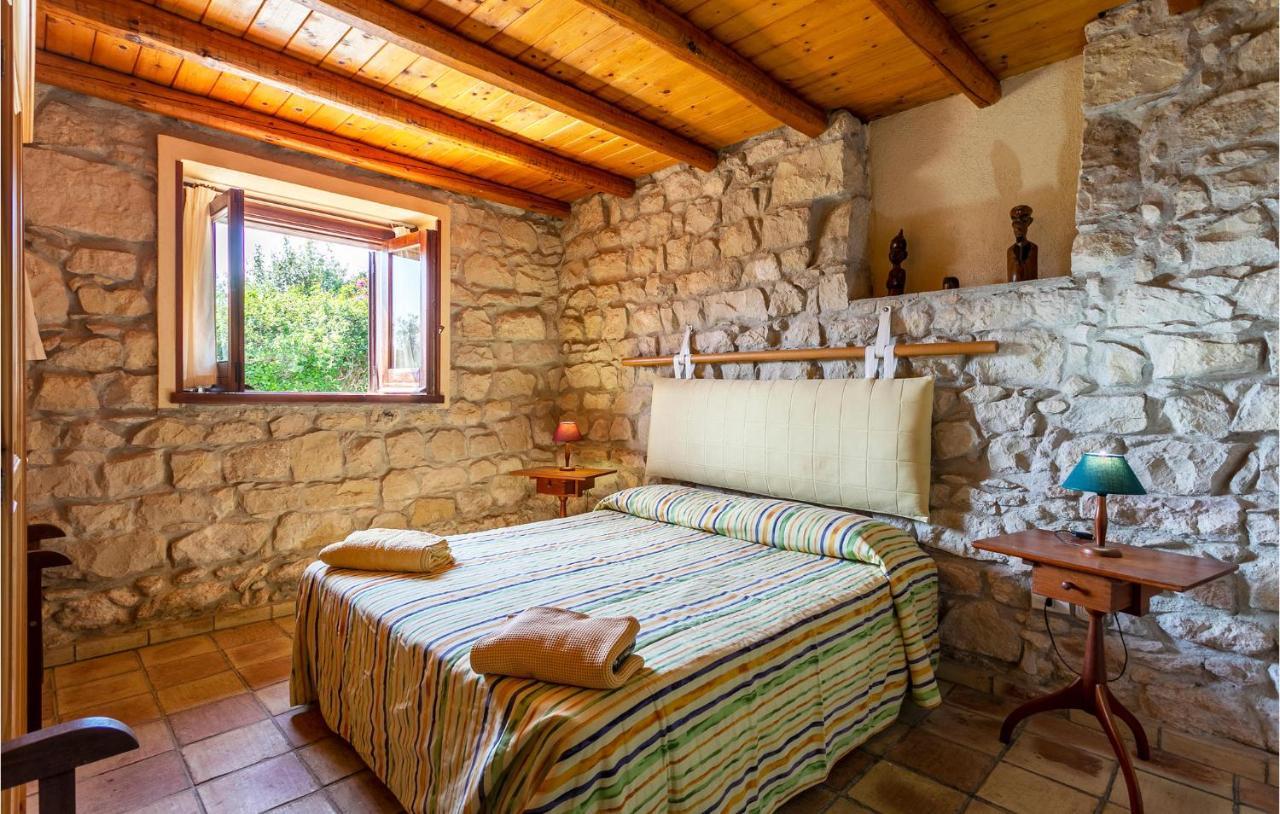 Cozy Home In Ragusa With Kitchen Camemi Экстерьер фото