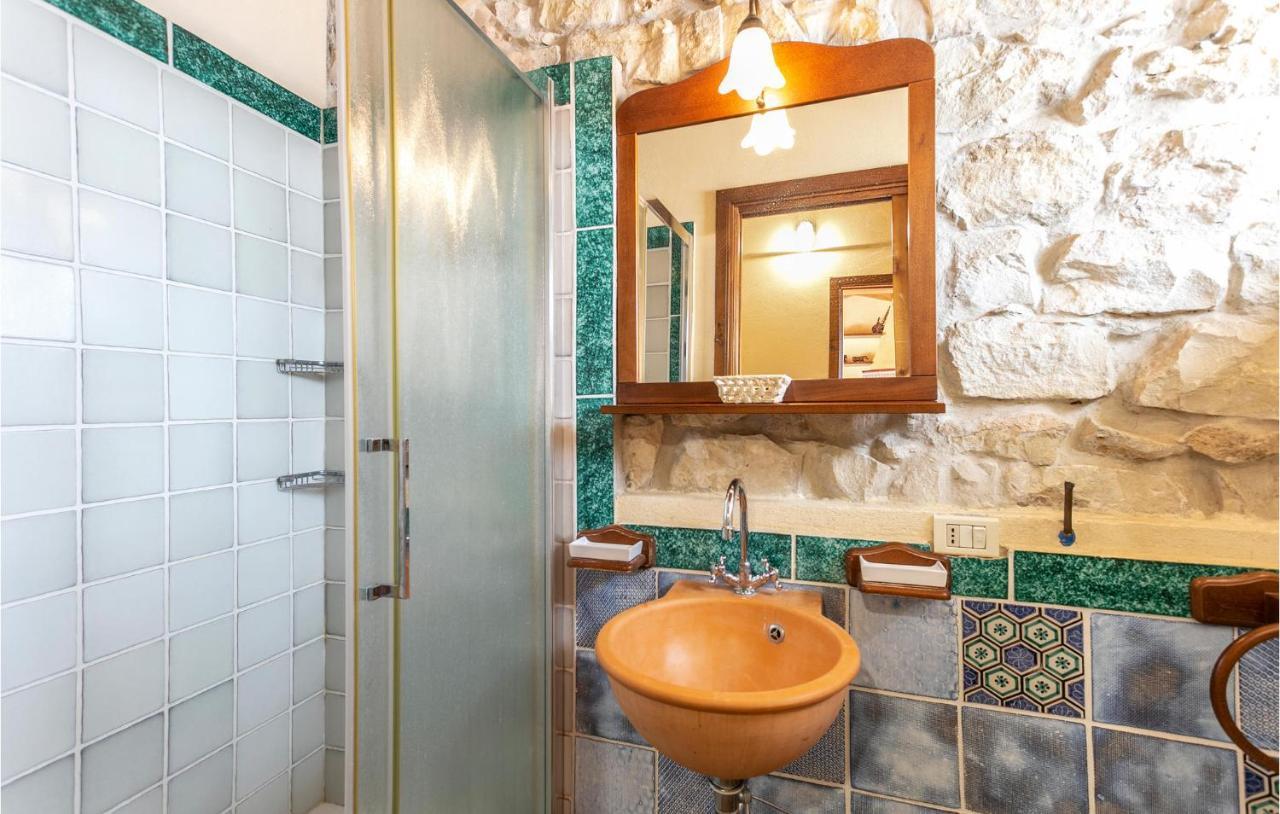 Cozy Home In Ragusa With Kitchen Camemi Экстерьер фото