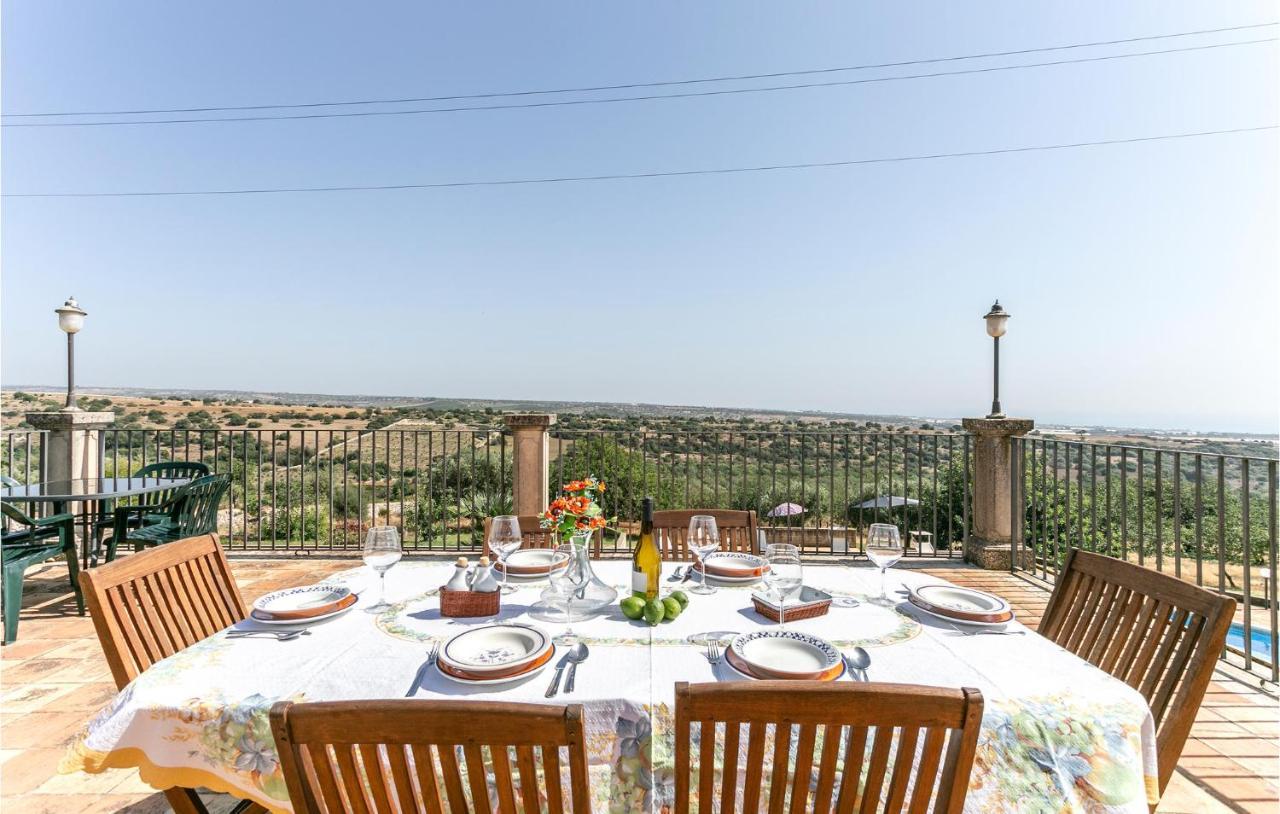 Cozy Home In Ragusa With Kitchen Camemi Экстерьер фото